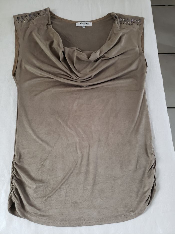 Débardeur marron clair sans manches