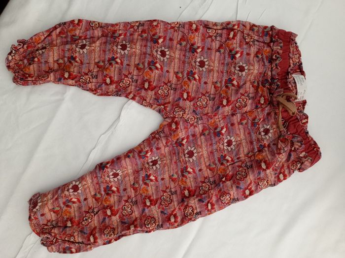 pantalon léger fleuri de Zara 18mois réf R179 B6