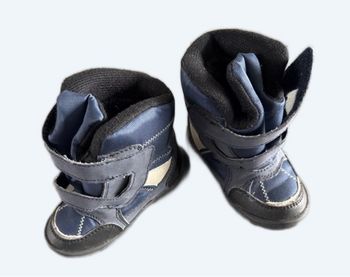 Bottes de neige taille 23