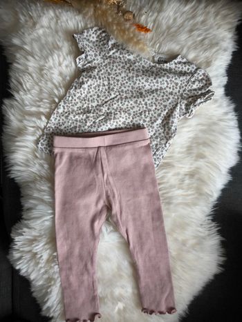 🩷 Joli ensemble Kiabi 2 pièces 24 mois 🩷