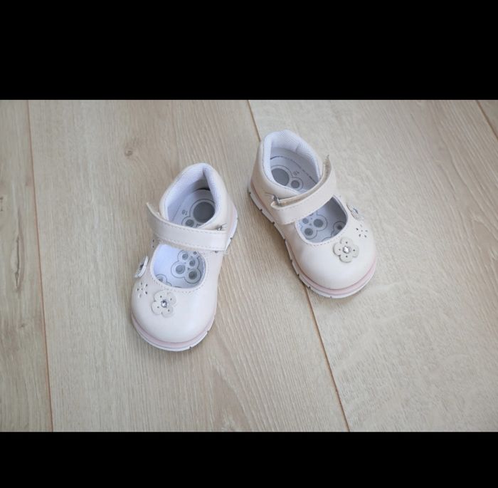 Chaussure taille 18 - photo numéro 5