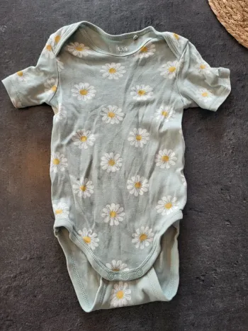 Bodie 12/18 mois c&a