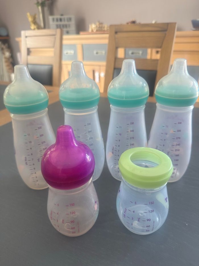 6 Biberons plastiques Luc et Léa