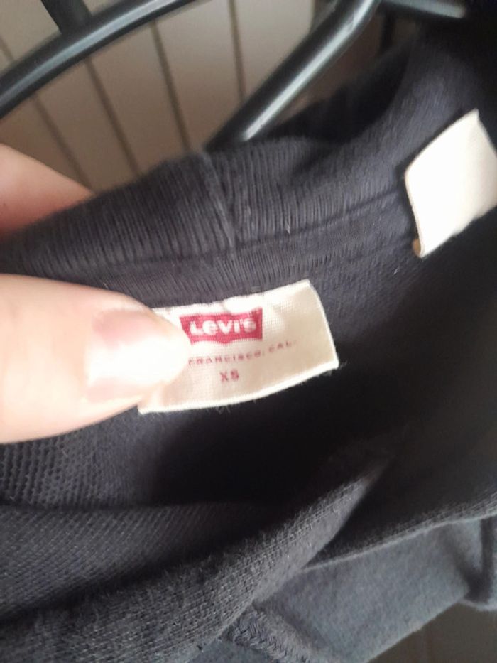 Pull levi's xs femme 🚺 - photo numéro 4