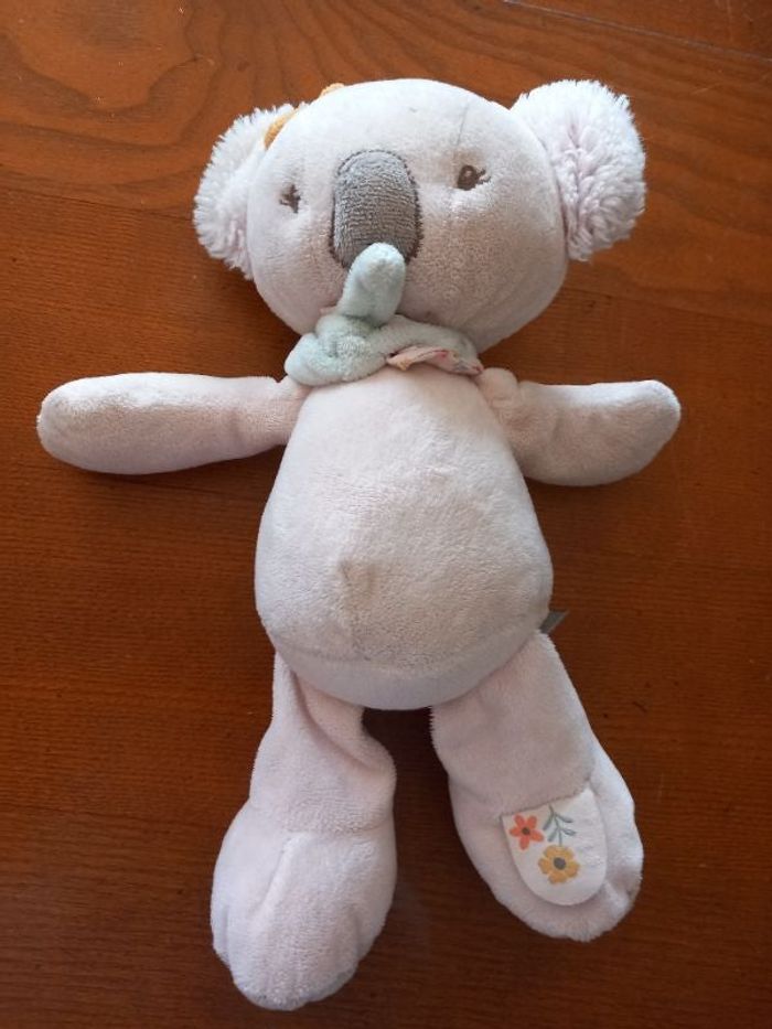 Peluche musicale Nattou