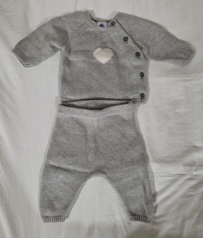 LOT de vêtements bébé garçon 1-3 mois - photo numéro 1