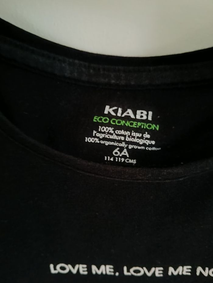 Tee-shirt noir marguerite Kiabi 6ans - photo numéro 3