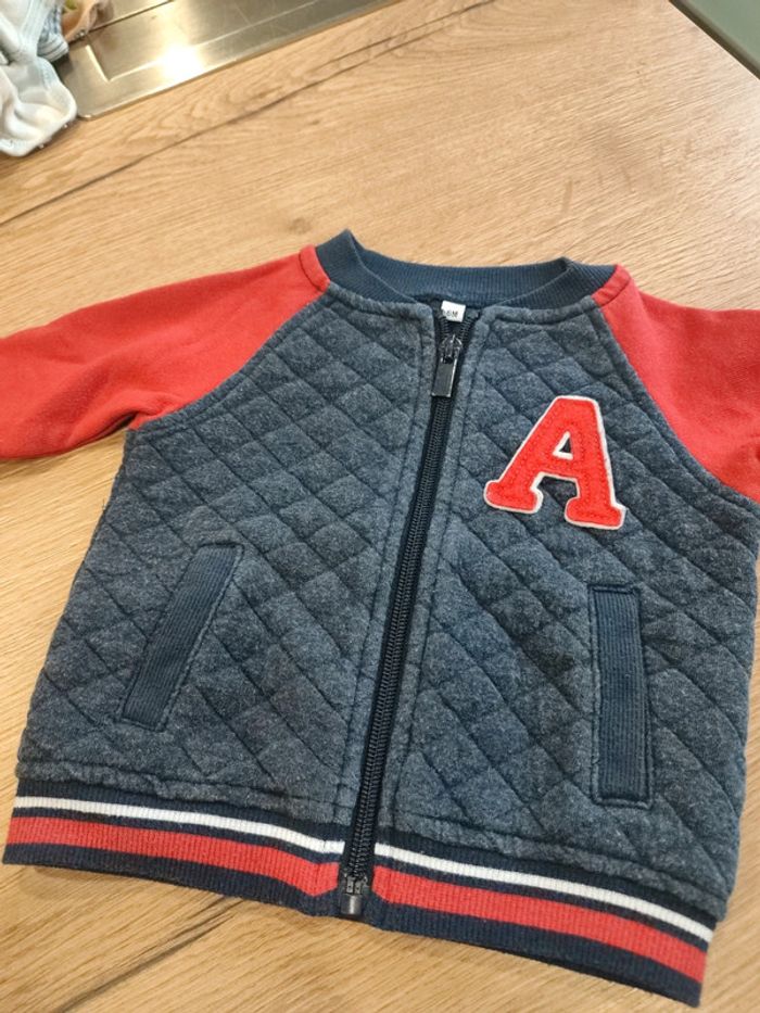 Veste 6 mois - photo numéro 2