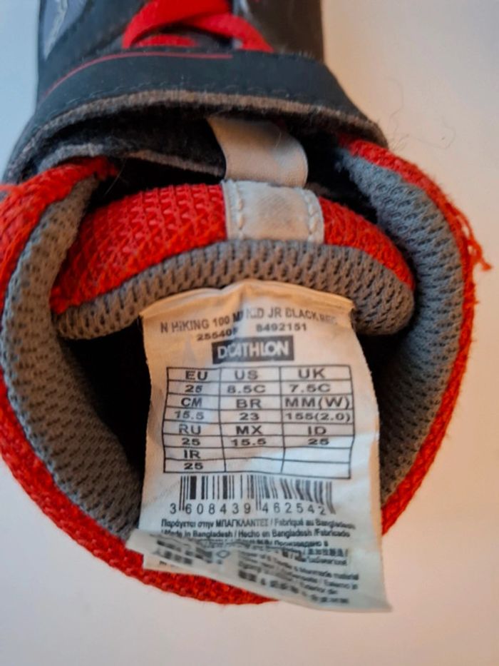 Chaussures de randonnée Decathlon taille 25 - photo numéro 5
