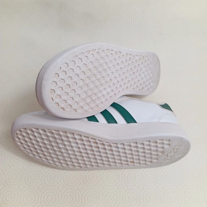 Baskets Adidas Pour Enfant Taille 34. Baskets Blanches Adidas Enfant - photo numéro 9