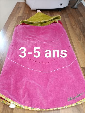 Magnifique cape de plage ou de piscine serviette 3-5 ans Lilliputiens