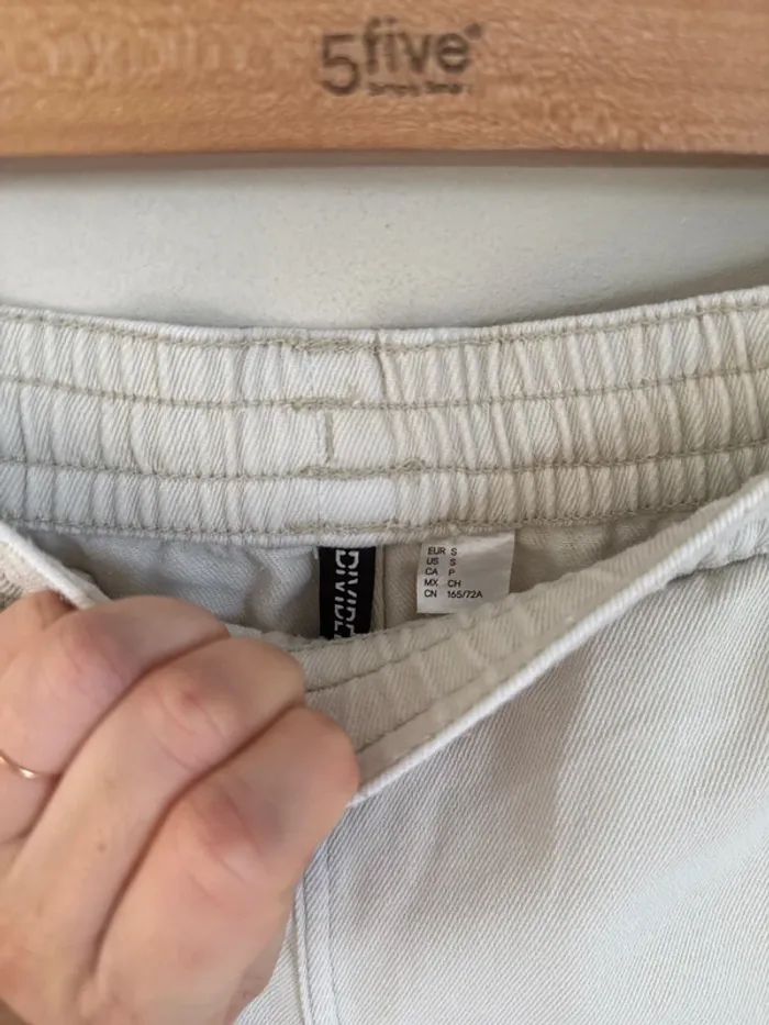 Short beige H&M - photo numéro 2