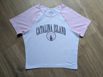 Baby Tee Hollister ( taille M )