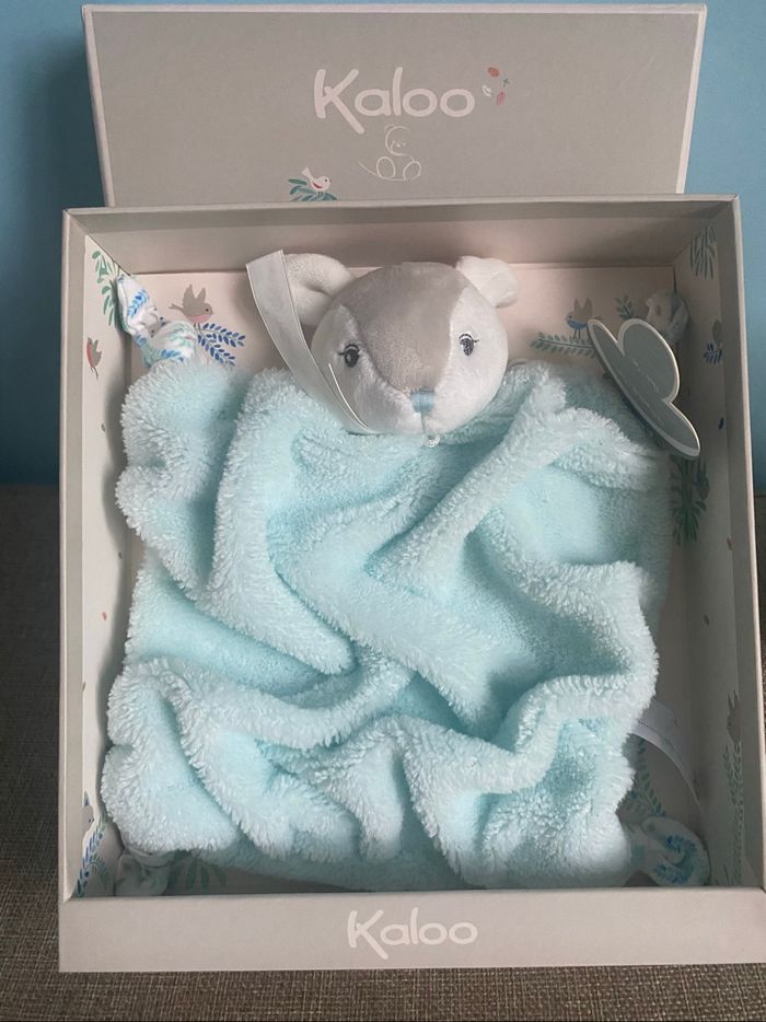 Doudou faon biche kaloo collection plume neuf etiquetté