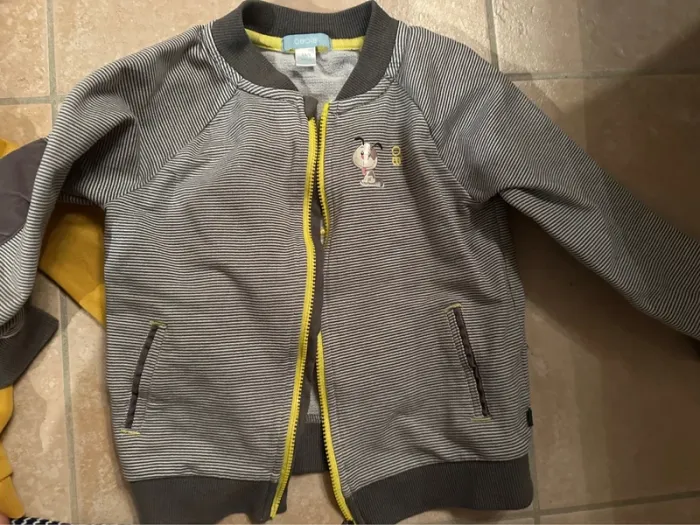 Lot de 3 gilets / pulls taille 3 ans - photo numéro 4