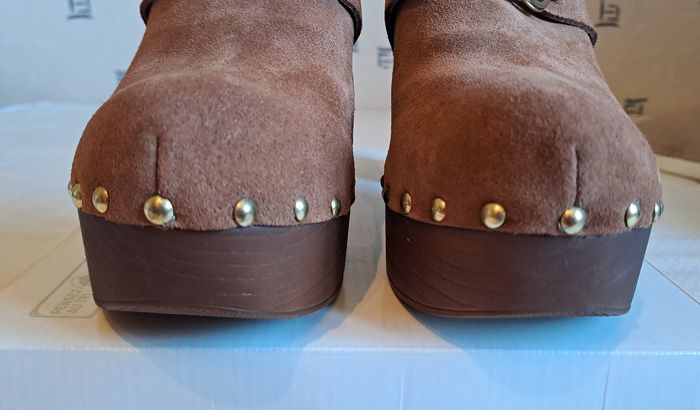 Très beaux sabots San Marina en 39 - photo numéro 3