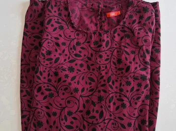 Robe noir et rouge taille 42