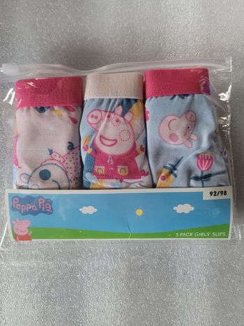 Lot de 3 culotte peppa pig  taille 92/98