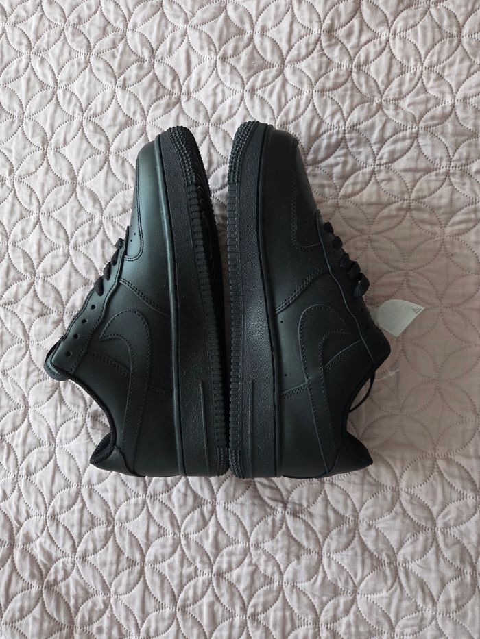 Basket Nike Air Force 1 42 - photo numéro 2