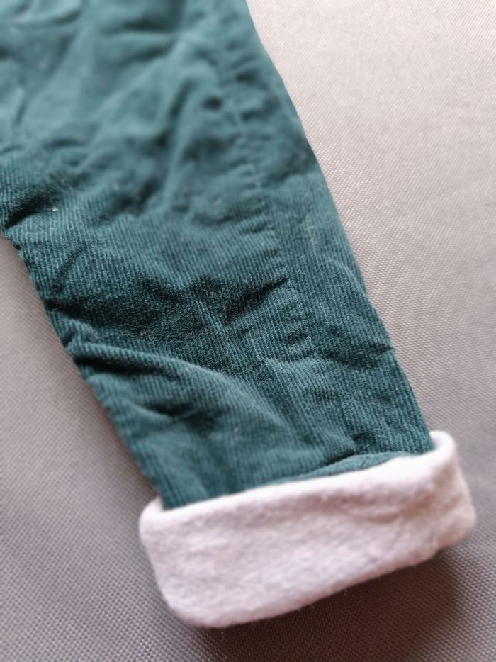 Pantalon velours vert 🦕 Taille 6 mois - photo numéro 5