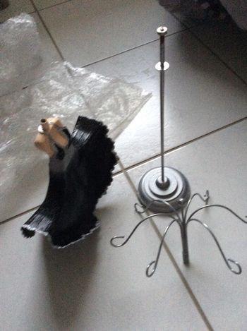 Porte bijoux mannequin Neuf emballé dans papier bulles