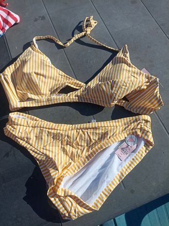 Maillot de bain taille L