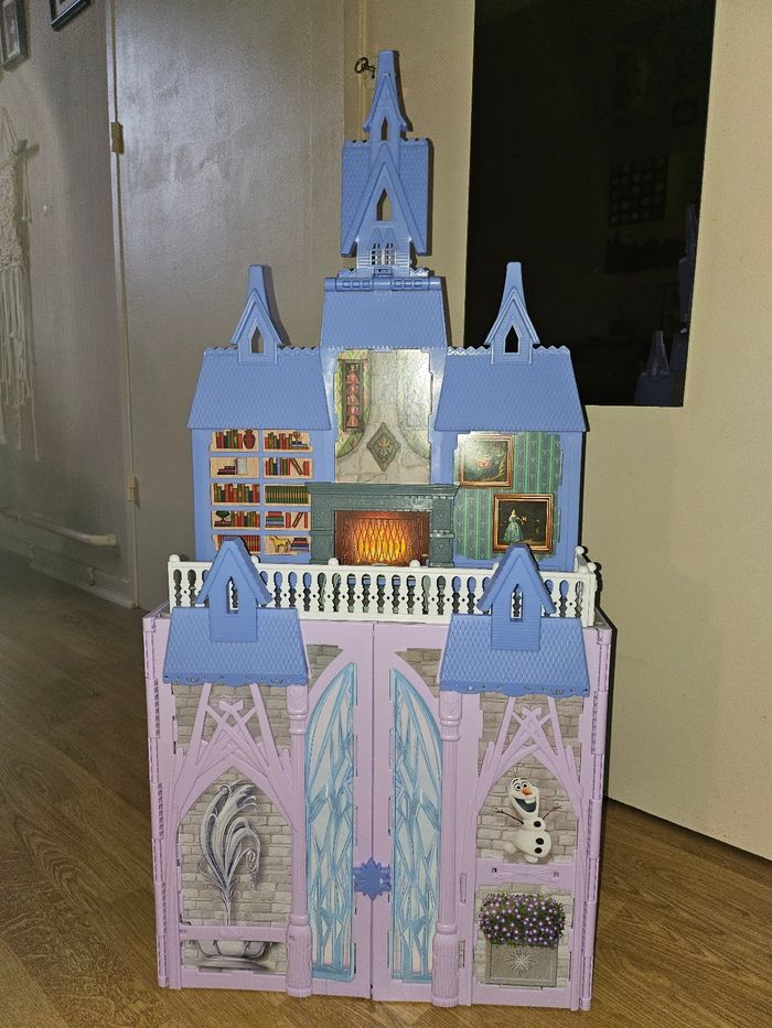 Château elsa barbie - photo numéro 2