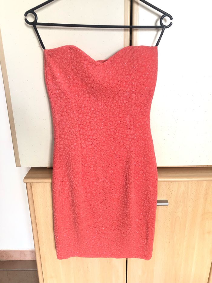 Robe de soirée couleur corail