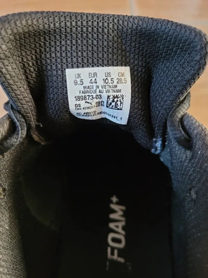 Baskets Puma noir - Pointure 44 - photo numéro 2
