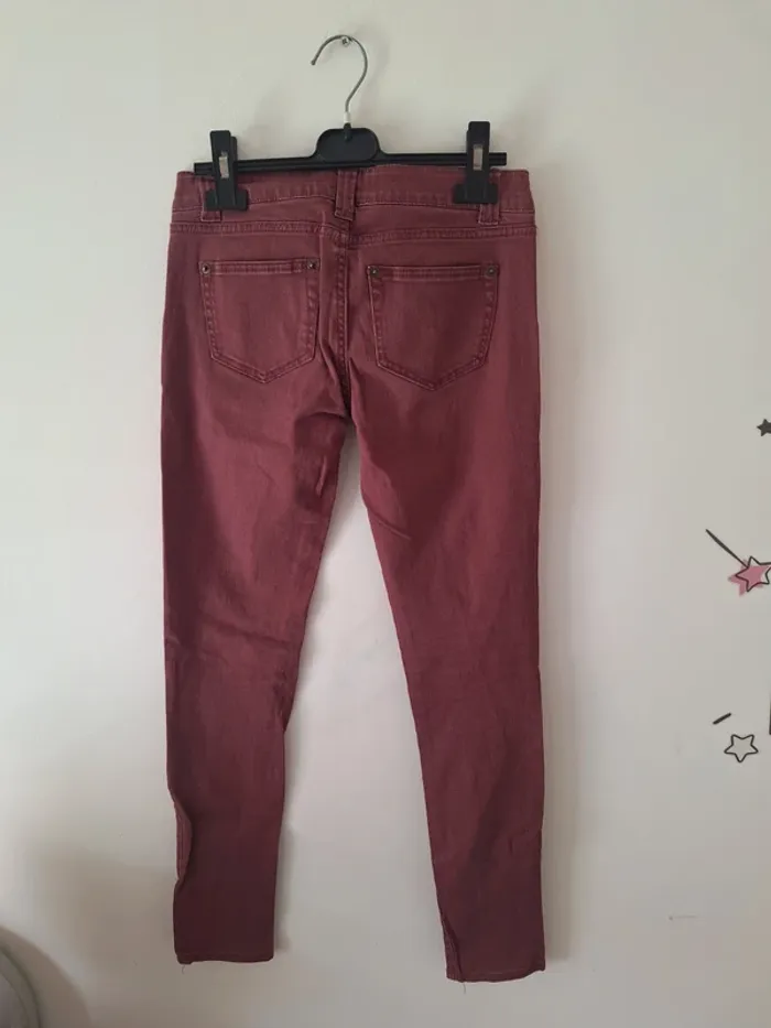 Jeans bordeaux - photo numéro 3