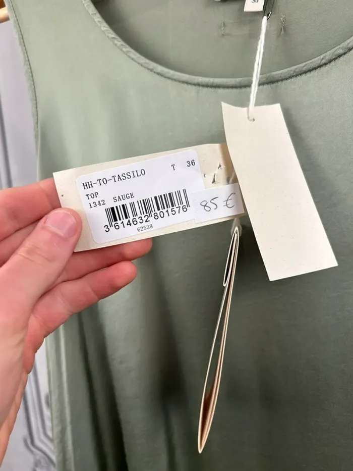 Débardeur Humility Sauge T.36 neuf - photo numéro 4