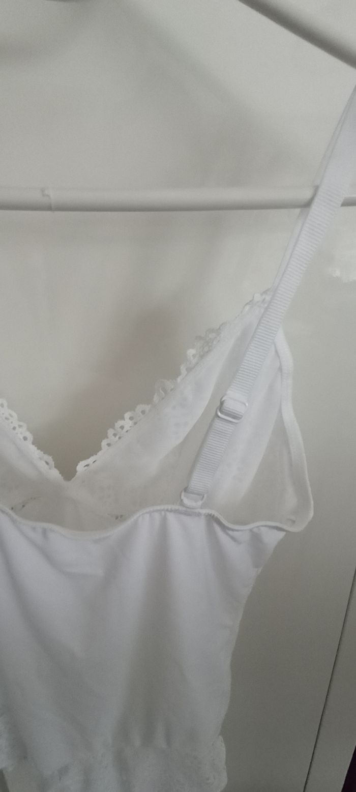Body lingerie femme taille 38 - photo numéro 4