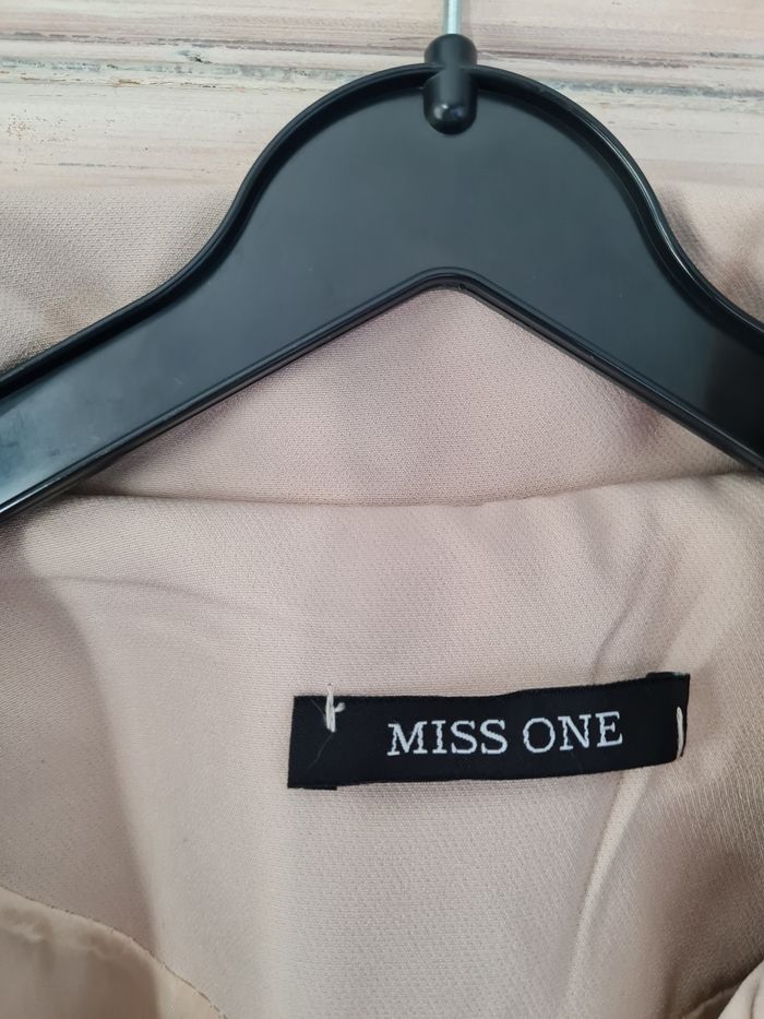 Très beau blazer beige - photo numéro 4