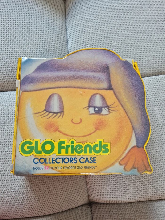 Case glo friends