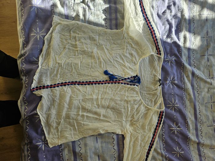 Blouse tex blanche - photo numéro 1