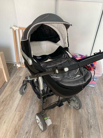 Poussette trio Chicco