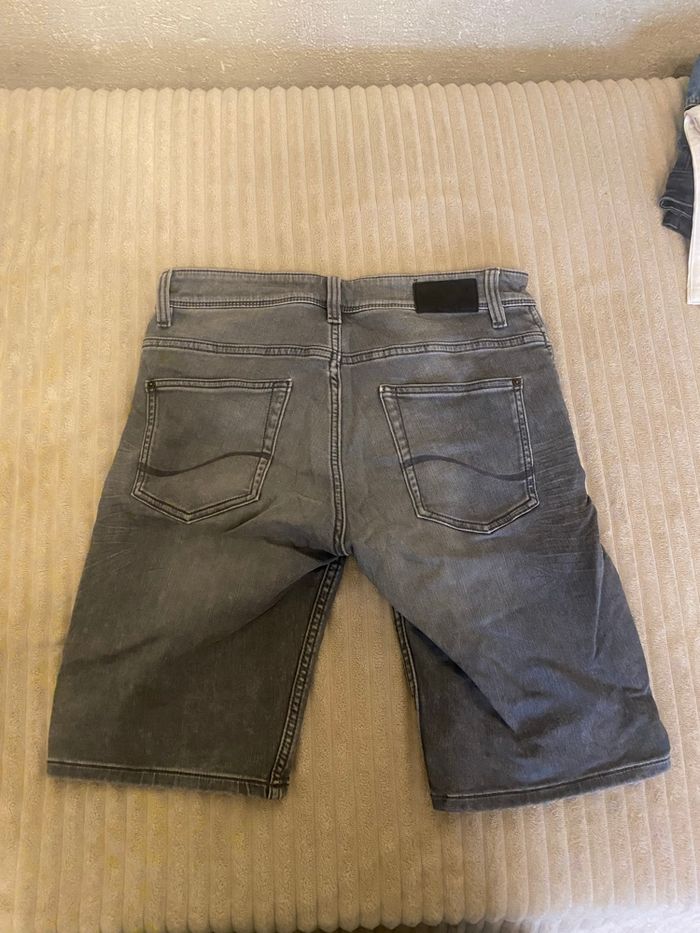 Short celio - photo numéro 2