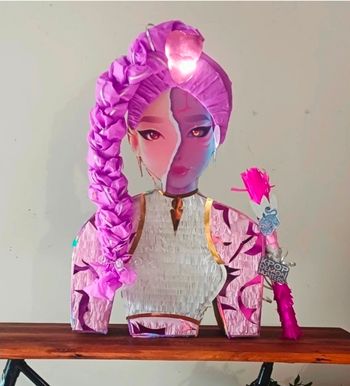 Pinatas XL K-pop Rumi 