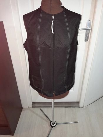 Veste sans manche concept K