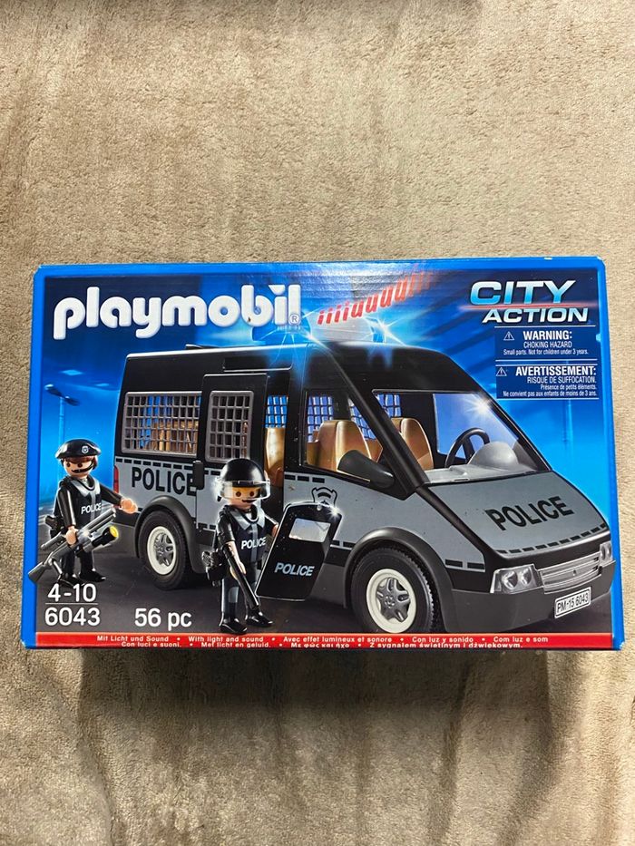 Playmobil - 6043 - Voiture de Patrouille de la Police avec Son et lumière neuf