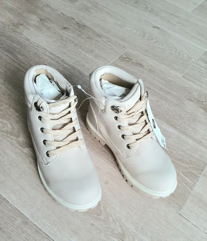 Bottines beiges taille 34 neuves - photo numéro 10