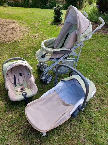 Poussette trio CAM