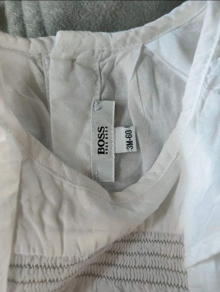 Robe 3 mois boss - photo numéro 4