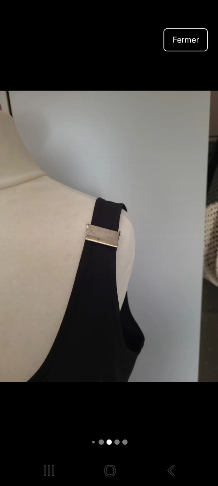 Robe noire - photo numéro 5