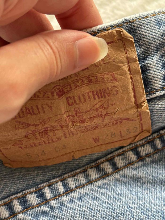 Jean Lévis 534 vintage 90s bleu clair taille haute coupe droite fuselé slim taille X/34 rare - photo numéro 3