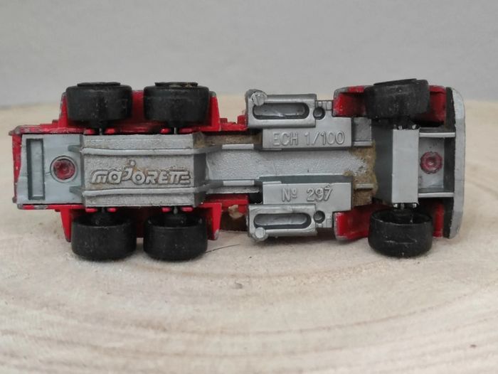 Majorette camion rouge n°297 échelle 1/100 - photo numéro 4