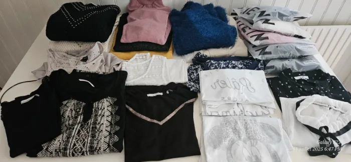 Lot taille 38, 24 articles