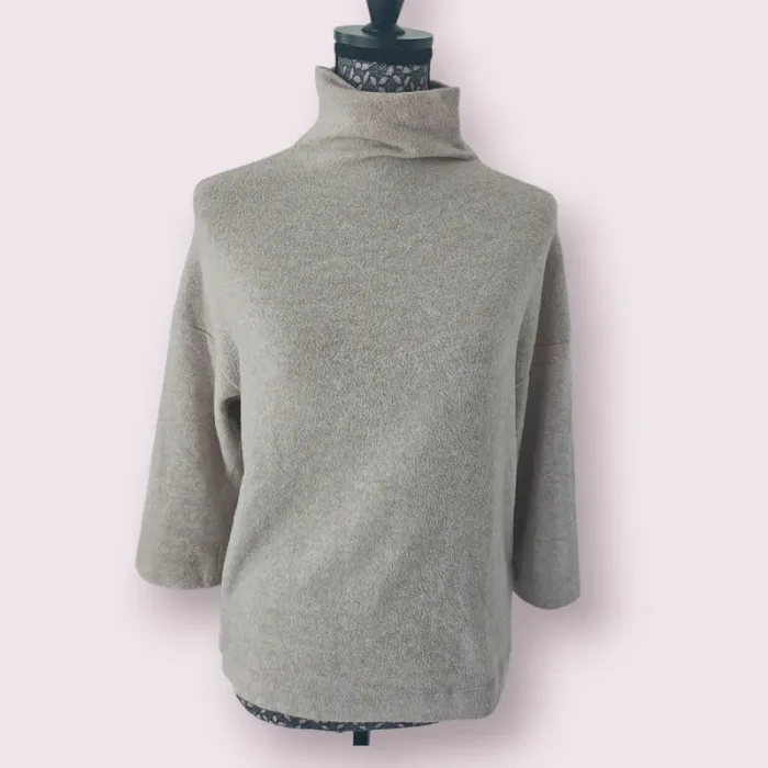 Pull marque Stradivarius
