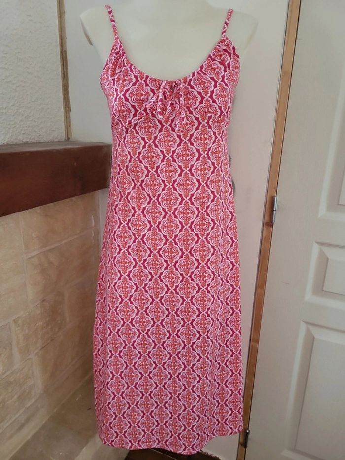 Robe courte neuve etiquette zeeman taille 36 - photo numéro 2