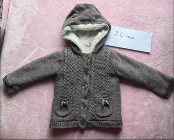 Gros gilet chaud pailleté fille 2 ans – très bon état